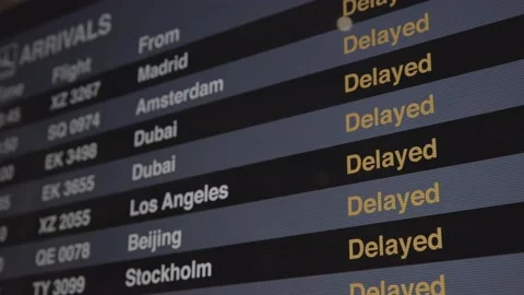 Flight Information Display System Delayed to Arriving 库存影片 144367155
