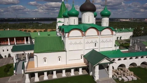 Flight inside the ancient monastery. Domes, crosses, panorama of river. 스톡 동영상 195893840