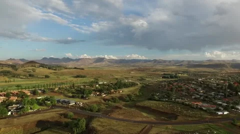 Flight next to Clarens Rainbow Stockbeeldmateriaal 59663803