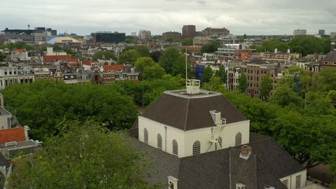 Flight over amsterdam cloudy day cityscape aerial panorama 4k netherlands Vídeo Stock 115033666