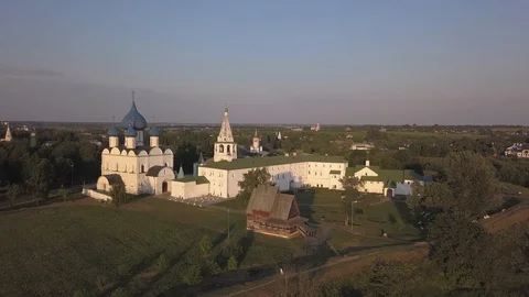 Flight over the architectural ensemble of Suzdal Kremlin with Cathedral of the Vidéo 94079619