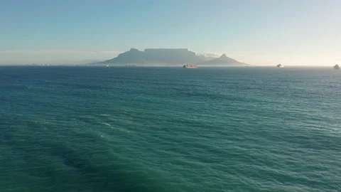 Flight over bigbay Beach, towards Cape Town, South Africa and Table Mountain. Stock Footage 152947951