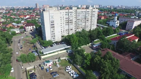 Flight over buildings in Krasnodar Vídeo Stock 58935013