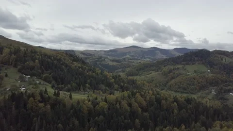 Flight over the Carpathian mountains Video stock 148274068