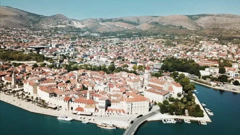 Flight over city Stock Footage 256459351