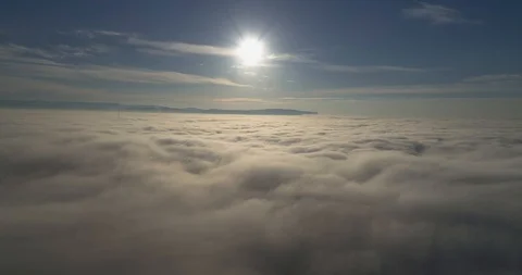 Flight over the clouds. 库存影片 99897789