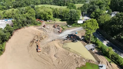 Flight over construction site near Ellicott City Maryland 스톡 동영상 289031013