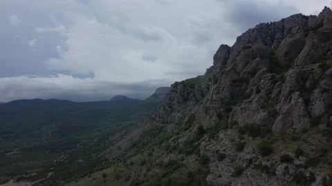 Flight over the Demerdzhi mountain range and the ghost valley. Stock-Footage 155452030