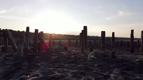 Flight Over the Estuary at Sunset. Healing Mud. Satellite View 库存影片 133823150