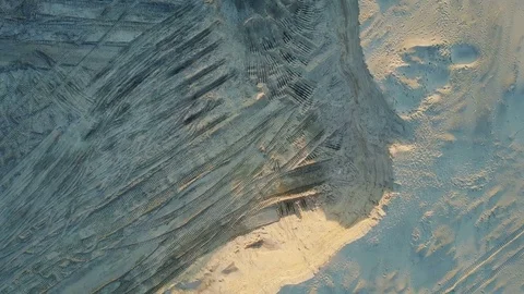 Flight over the excavator 動画素材 74140008