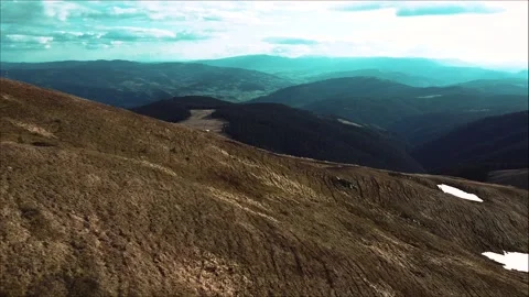 Flight Over Giumalău Mountain Range 스톡 동영상 272599229