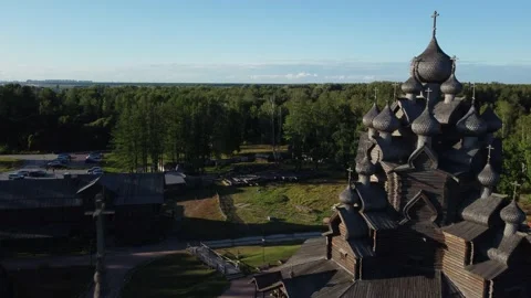 Flight over the Intercession Church in the ethno park Bogoslovka estate. Video stock 158200810