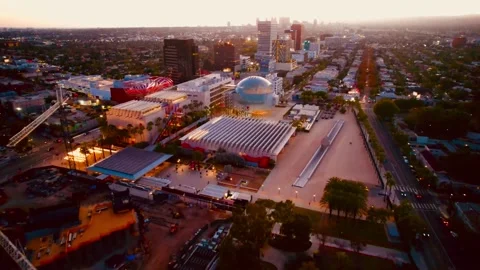 Flight over LACMA at sunset. 動画素材 212284719