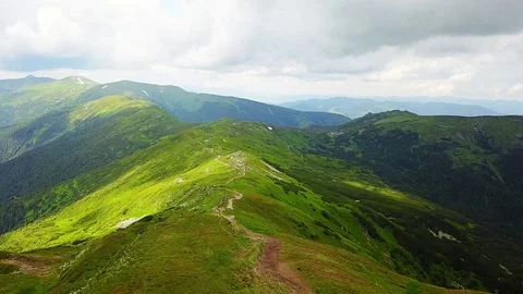 Flight over the mountain ridge Video stock 106675515