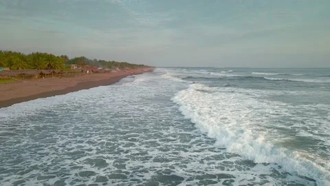 Flight Over Of Ocean Sunset Aerial Shot Of Ocean Waves, El Salvador coastline Vidéo 147000133