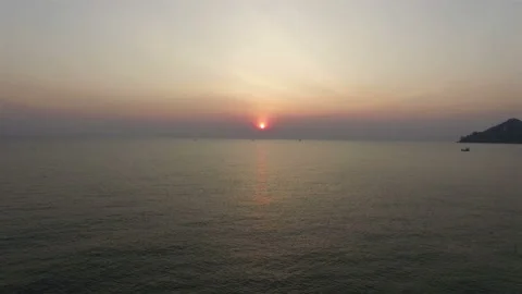 Flight over ocean at sunset Video stock 94034391