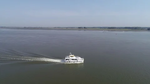 Flight over the river Elbe Video stock 117187866