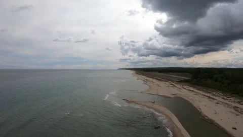 Flight over the river Kamchia at the Black Sea estuary Vídeo Stock 213277643