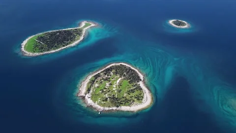 Flight over of small Brijuni islands, Croatia Video stock 146520037