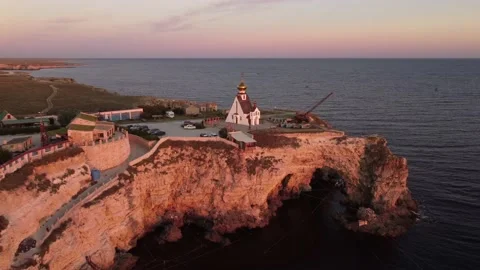 Flight over the temple chapel of St. Nicholas on Cape Tarkhankut on the Crimea. Stock-Footage 168899592