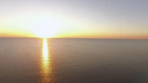 Flight over turquoise sea Video stock 102025428