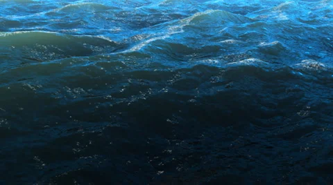 Flight over an wave 스톡 동영상 5089461