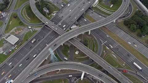 Flight overlooking the air over a multi-level transport interchange in Moscow Video stock 138327862