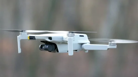 Flight of a quadrocopter with a video camera.1 Stock Footage 121685115