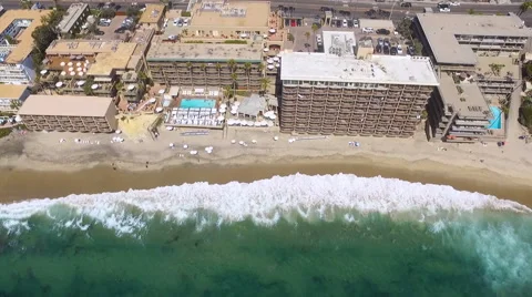 Flight Sideways and Out Along Main Beach, Laguna Beach, Southern California Video stock 67441806