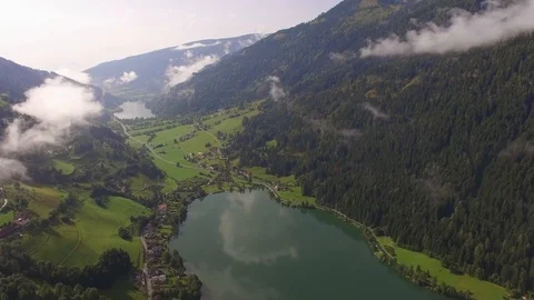 Flights over the Austrian 動画素材 86097827