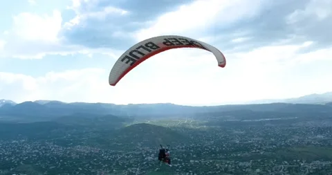 Flights with Paragliding 動画素材 196723170
