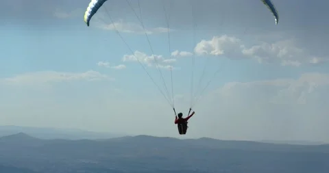 Flights with Paragliding 動画素材 196803591
