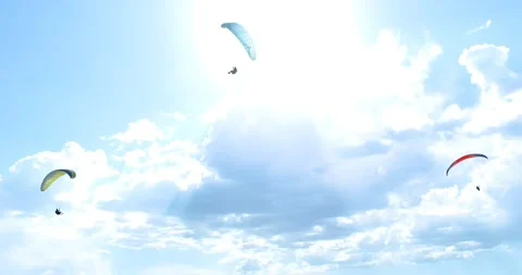 Flights with Paragliding 動画素材 196813132