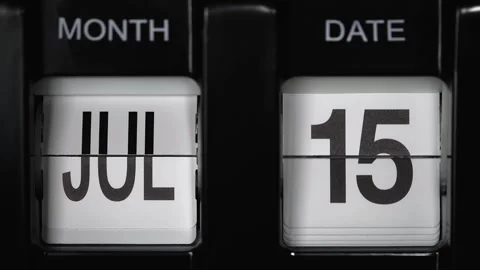 Flip calendar with date change from fifteenth July to sixteenth July. close up. Stock Footage 269088894