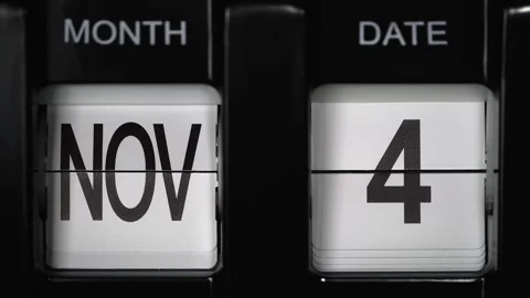 Flip calendar with date change from fourth November to fifth November. close up. Video stock 271430776