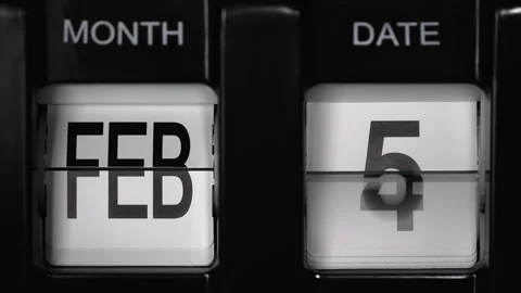 Flip calendar with date change from fourth February to fifth February. close up. Stock Footage 272705121