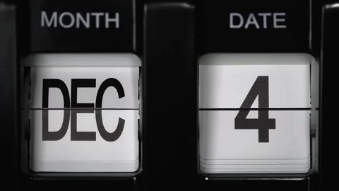 Flip calendar with date change from fourth December to fifth December. close up. Video stock 273267771