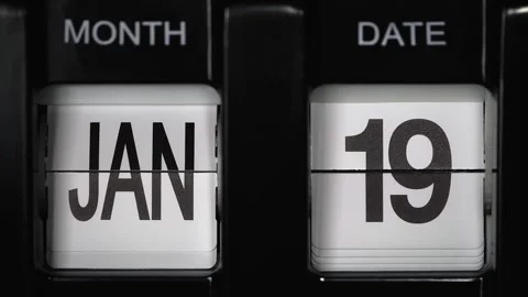 Flip calendar with date change from nineteenth of January to twentieth January. Video stock 274172570