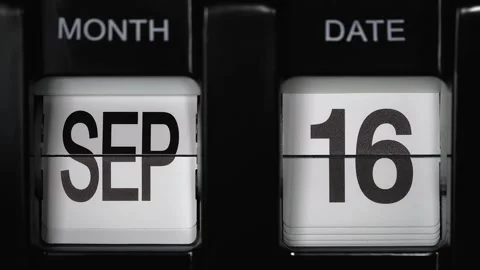 Flip calendar with date change sixteenth September to seventeenth of September. Video stock 270441252