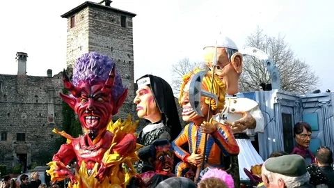 Float parade during the carnival in Bassano del Grappa Stock Footage 73130818