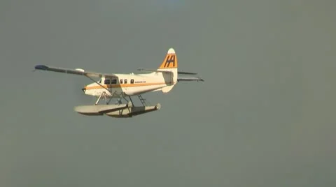 Float Plane Flying in Air Video stock 8924051