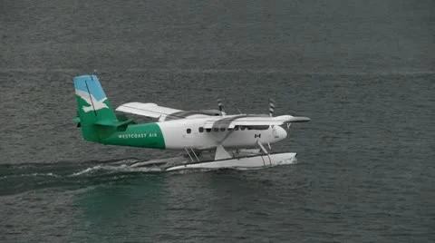 Float Plane Taxiing In Vancouver Harbor Stock Footage 10769494