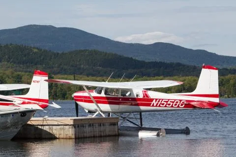 Float Planes at Dock 스톡 사진