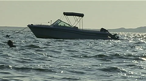 Floating boat Video stock 501213