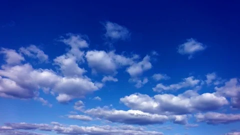 Floating clouds in blue sky 스톡 동영상 96302057