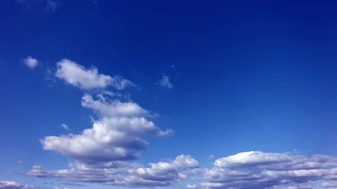Floating clouds in blue sky 스톡 동영상 96302073