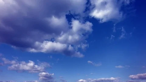 Floating clouds in blue sky 스톡 동영상 96302095