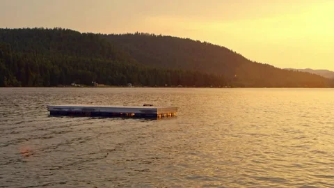 Floating Dock in Sandpoint at Sunset Vídeos de archivo 72470928