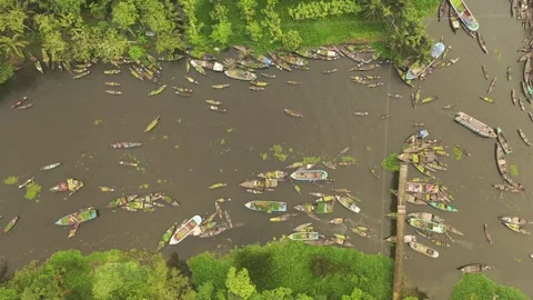 Floating market Video stock 261800260