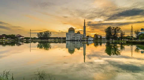 A Floating Mosque During Sunrise (Reversed) Video stock 36999751